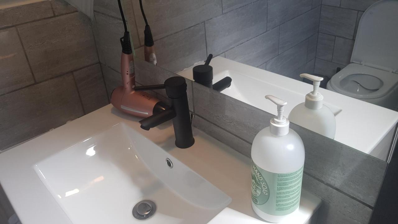Luxueuse Proche Centre Et Aéroport Appartement *